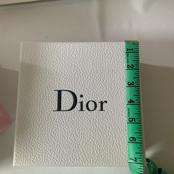 DIOR Nest of 3 Empty Boxes with a Pink Ribbon - Picture 5 of 14
